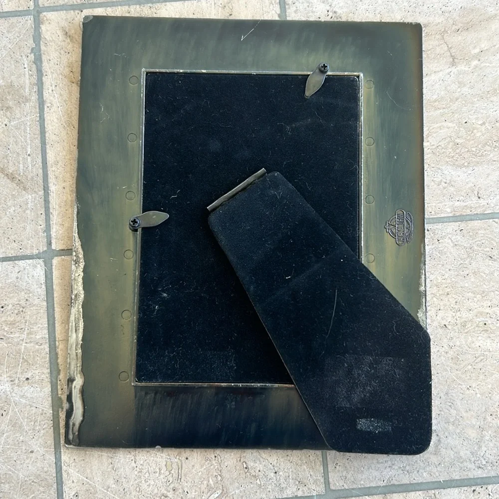 Huann Dean Picture Frame Pewter Golf design for your loved one.